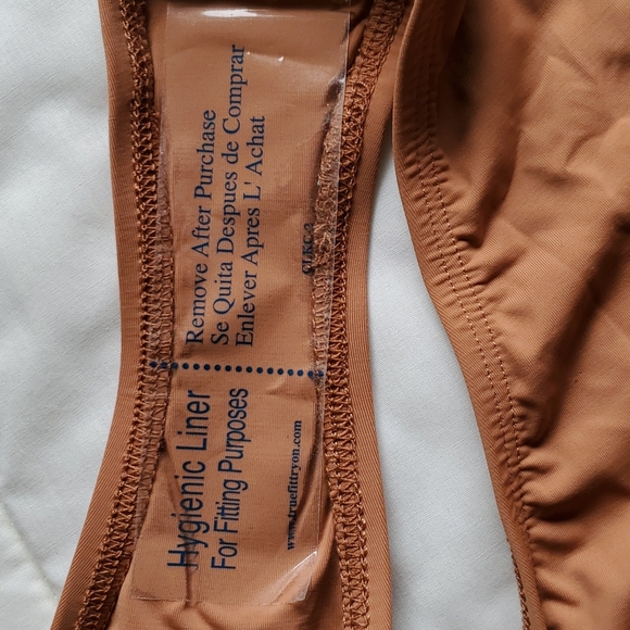 Dippin' Daisy's Brown Cheeky V-Neck One-Piece Swimwear NWT - Picture 9 of 12